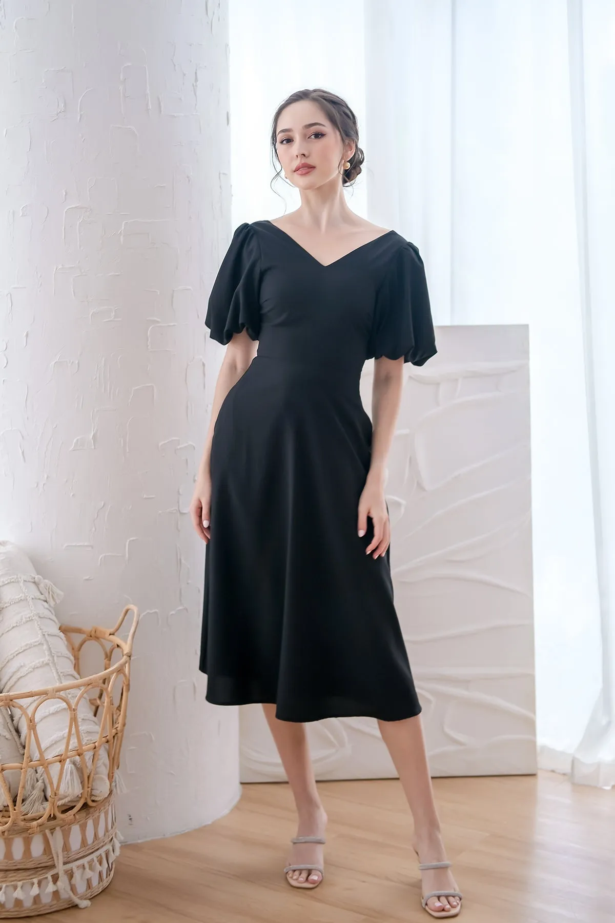 D'angelo Padded Bow Low Back Midi Dress - Black [XS/S/M/L/XL]