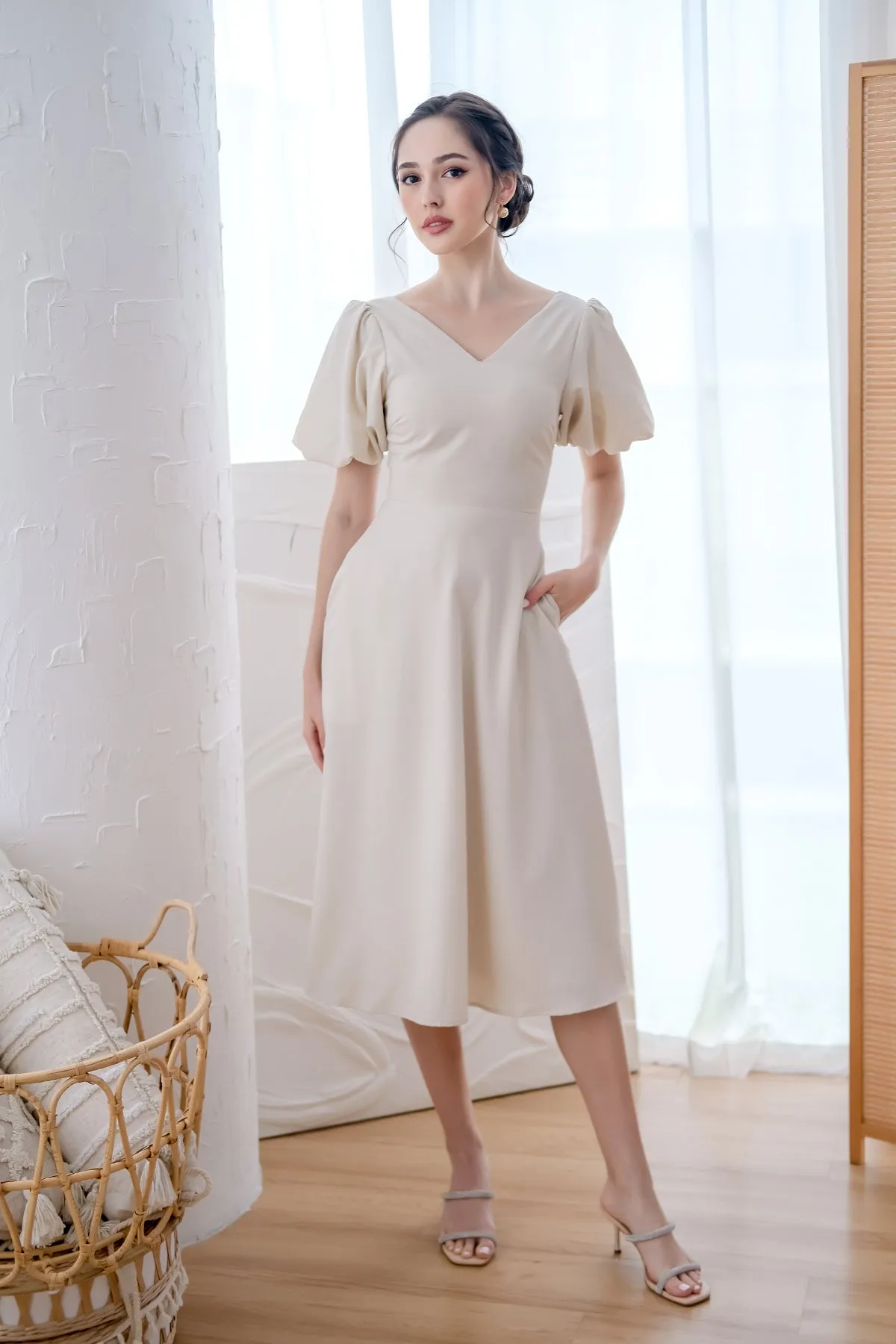 D'angelo Padded Bow Low Back Midi Dress - Ivory [XS/S/M/L/XL]