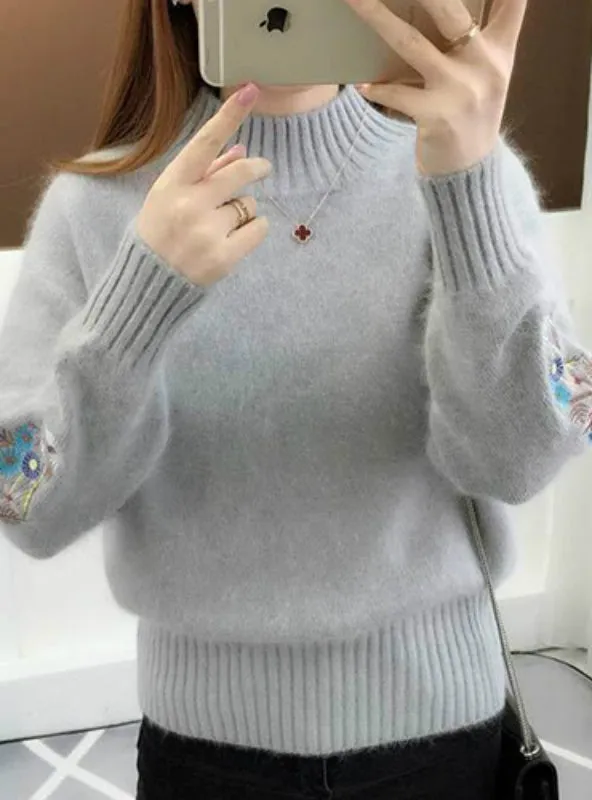 Embroidery Turtleneck Sweater Women Long Sleeve Knit