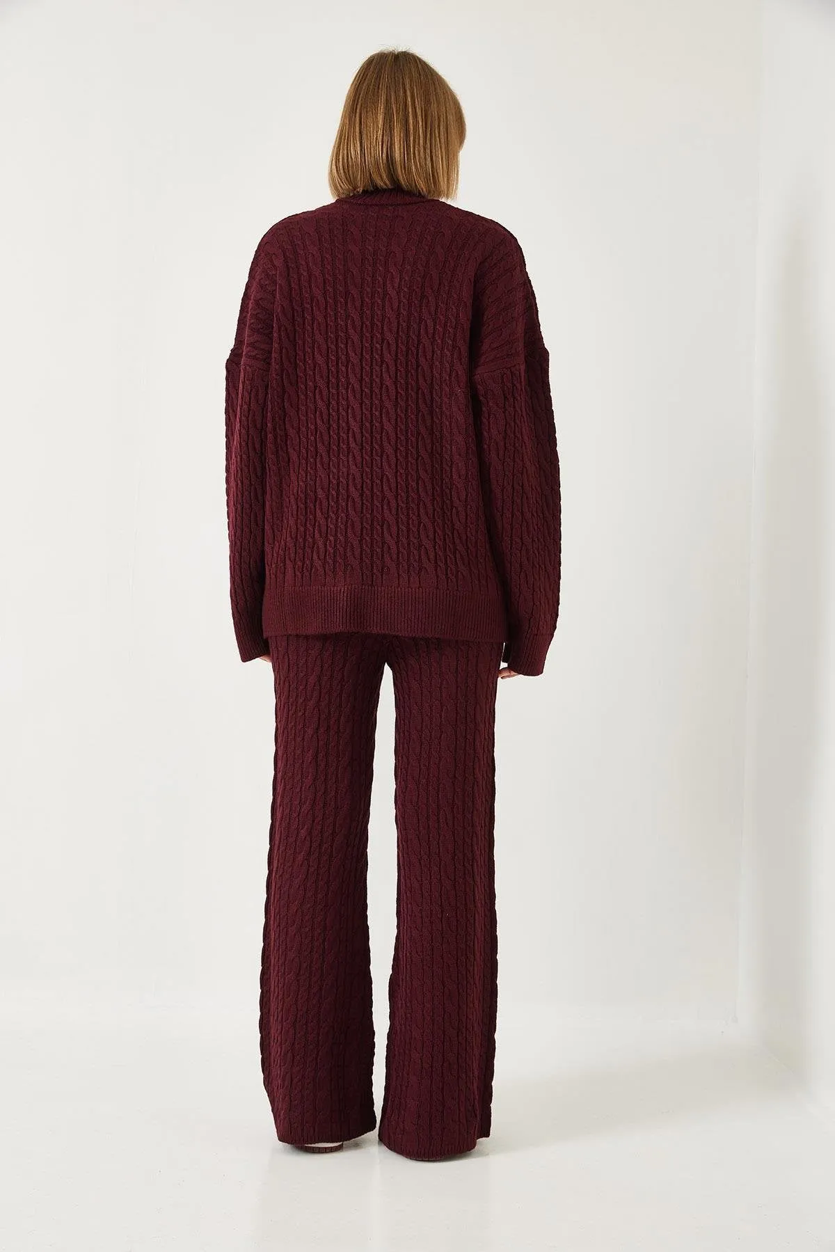 Scarfed Cable Knit Premium Cotton Turtleneck 3-Piece Set - Burgundy