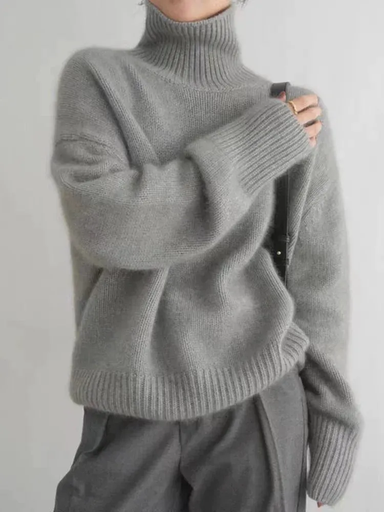 Zoe I Modern Turtleneck Jumper